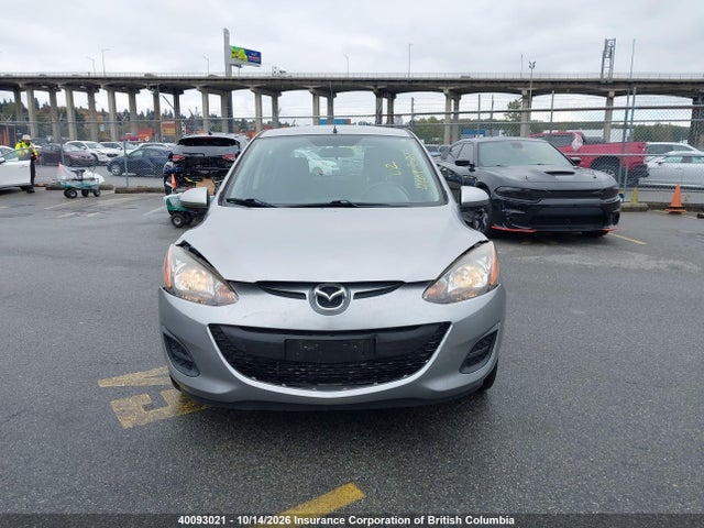 40093021 :رقم المزاد ، JM1DE1HYXB0127683 vin ، 2011 Mazda Mazda2 مزاد بيع