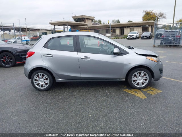 40093021 :رقم المزاد ، JM1DE1HYXB0127683 vin ، 2011 Mazda Mazda2 مزاد بيع