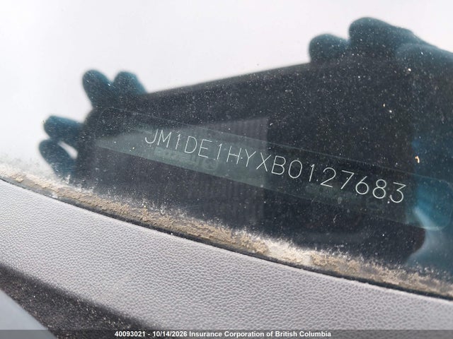 40093021 :رقم المزاد ، JM1DE1HYXB0127683 vin ، 2011 Mazda Mazda2 مزاد بيع