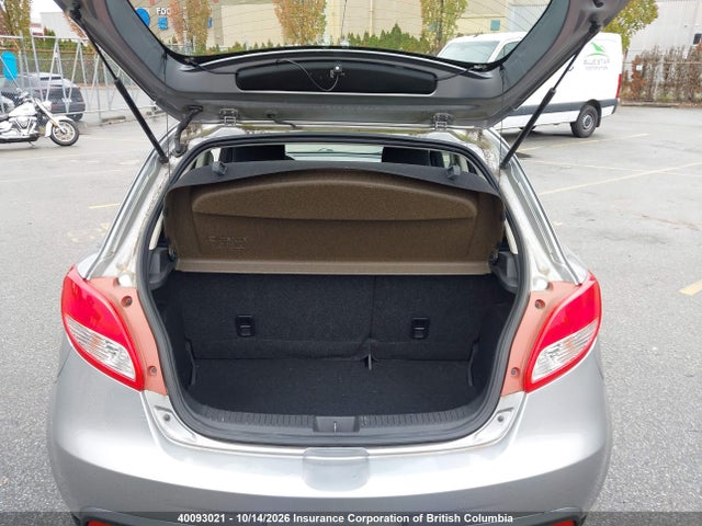 40093021 :رقم المزاد ، JM1DE1HYXB0127683 vin ، 2011 Mazda Mazda2 مزاد بيع