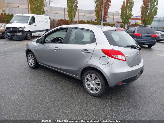 40093021 :رقم المزاد ، JM1DE1HYXB0127683 vin ، 2011 Mazda Mazda2 مزاد بيع