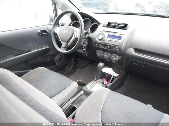 2008 Honda Fit მანქანა იყიდება აუქციონზე, vin: JHMGD38408S811484, აუქციონის ნომერი: 40093030
