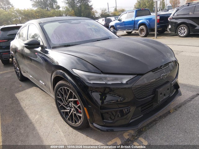 Продажа на аукционе авто 2022 Ford Mustang Mach-e Gt, vin: 3FMTK4SX6NMA07138, номер лота: 40091099