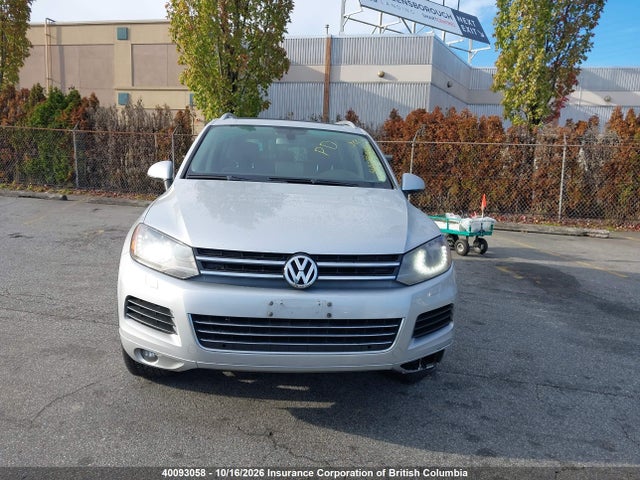 2011 Volkswagen Touareg V6 Tdi მანქანა იყიდება აუქციონზე, vin: WVGDK9BP6BD007052, აუქციონის ნომერი: 40093058