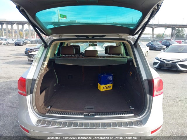 2011 Volkswagen Touareg V6 Tdi მანქანა იყიდება აუქციონზე, vin: WVGDK9BP6BD007052, აუქციონის ნომერი: 40093058
