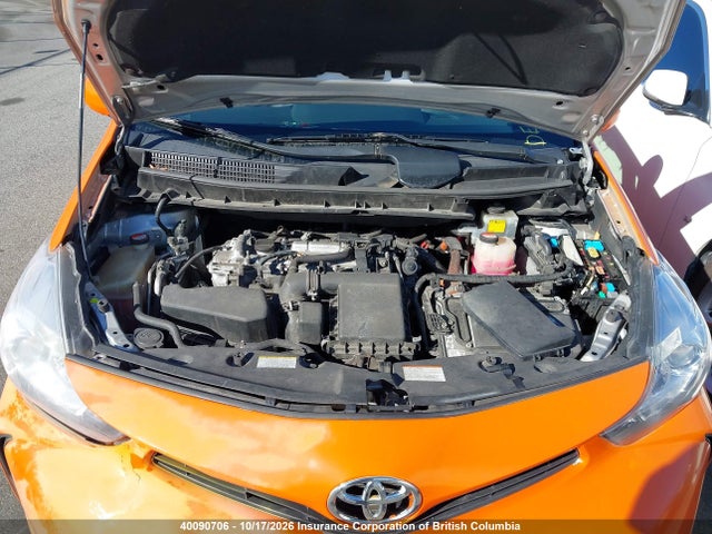 JTDZN3EU0HJ058119 Toyota PRIUS V