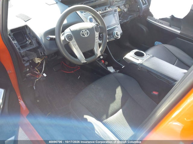 JTDZN3EU0HJ058119 Toyota PRIUS V