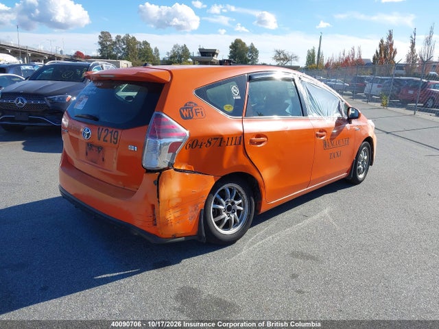 JTDZN3EU0HJ058119 Toyota PRIUS V