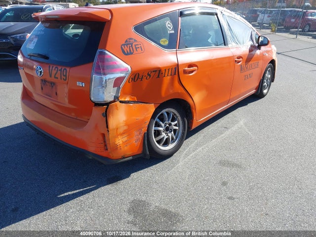 JTDZN3EU0HJ058119 Toyota PRIUS V