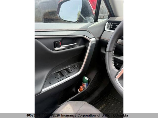 Toyota RAV4 2025 2T3J1RFV9SW510631 Image 12