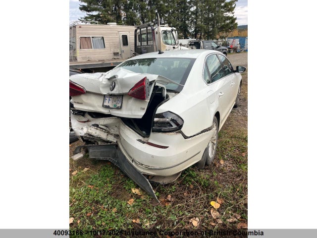 Volkswagen PASSAT SE 2017 1VWBT7A37HC015992 Image 4