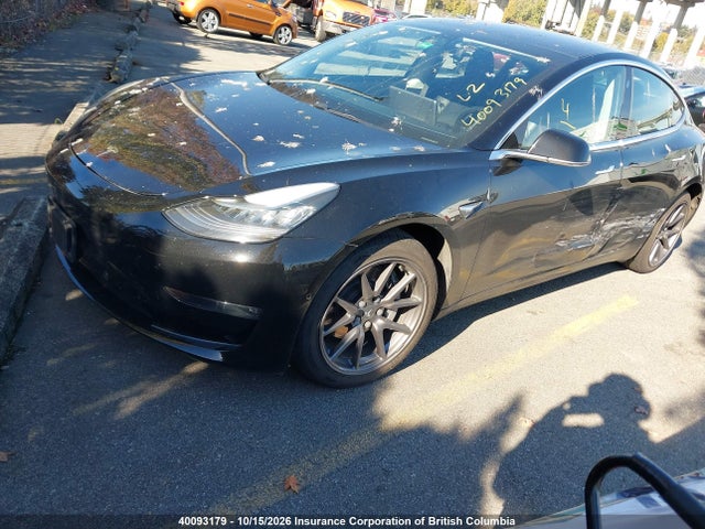 Продажа на аукционе авто 2018 Tesla Model 3 Long Range/mid Range, vin: 5YJ3E1EA1JF075542, номер лота: 40093179