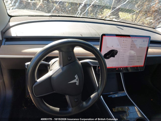 Продажа на аукционе авто 2018 Tesla Model 3 Long Range/mid Range, vin: 5YJ3E1EA1JF075542, номер лота: 40093179