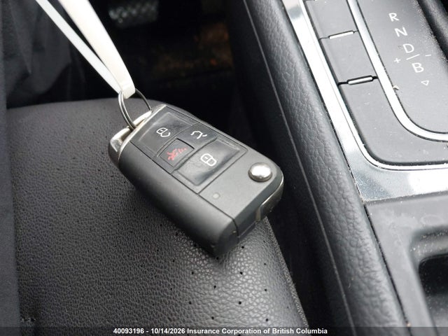 Продажа на аукционе авто 2017 Volkswagen Golf, vin: WVWPR7AU9HW954446, номер лота: 40093196