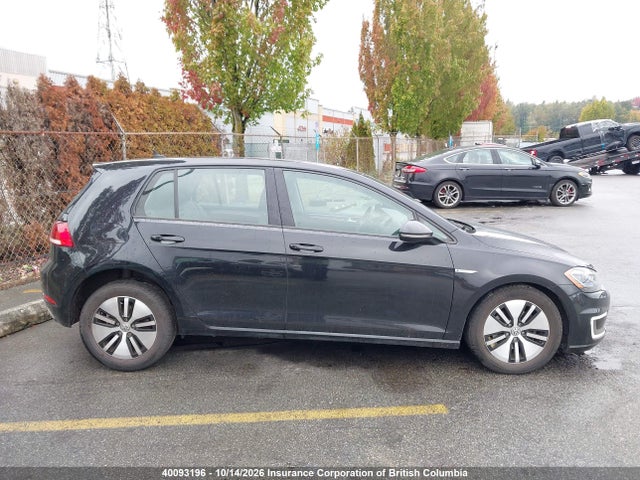 Продажа на аукционе авто 2017 Volkswagen Golf, vin: WVWPR7AU9HW954446, номер лота: 40093196