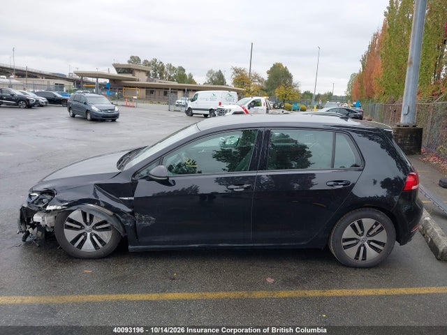 Продажа на аукционе авто 2017 Volkswagen Golf, vin: WVWPR7AU9HW954446, номер лота: 40093196
