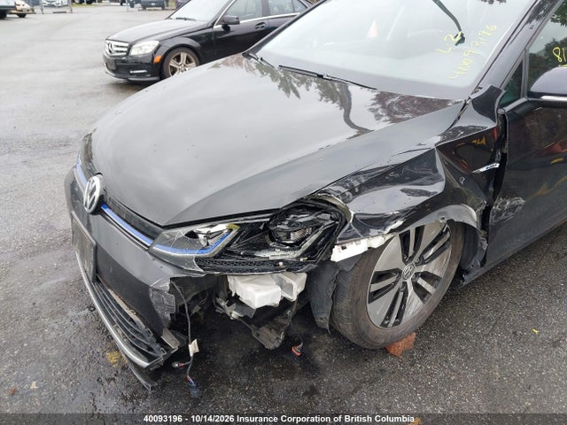 Продажа на аукционе авто 2017 Volkswagen Golf, vin: WVWPR7AU9HW954446, номер лота: 40093196
