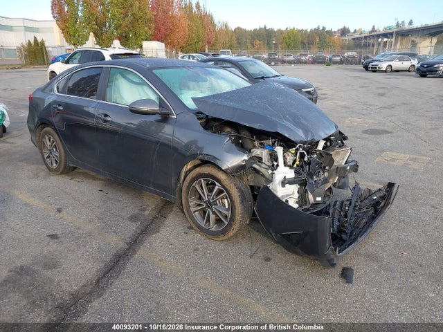 2023 3KPF34AD3PE637377 main image
