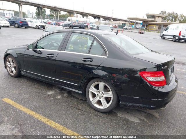 40093214 :رقم المزاد ، WDDGF8BB3BF588220 vin ، 2011 Mercedes-benz C 300 4matic مزاد بيع