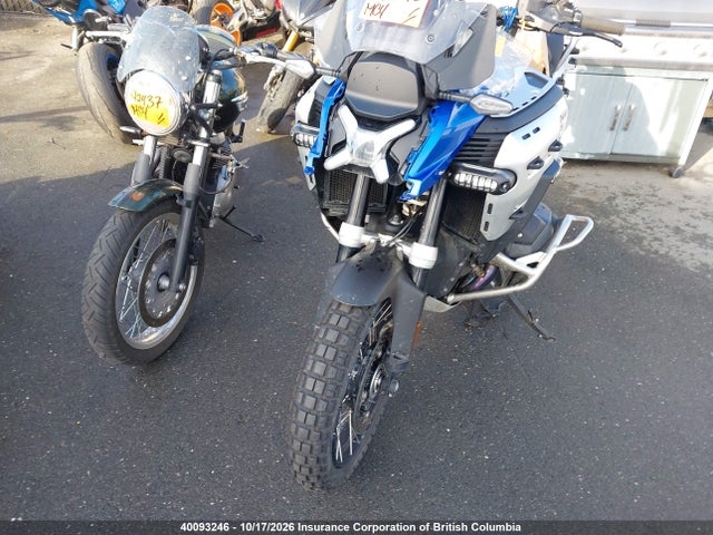 40093246 :رقم المزاد ، WB10M3301S6K59336 vin ، 2025 Bmw R 1300 Gs Adventure مزاد بيع