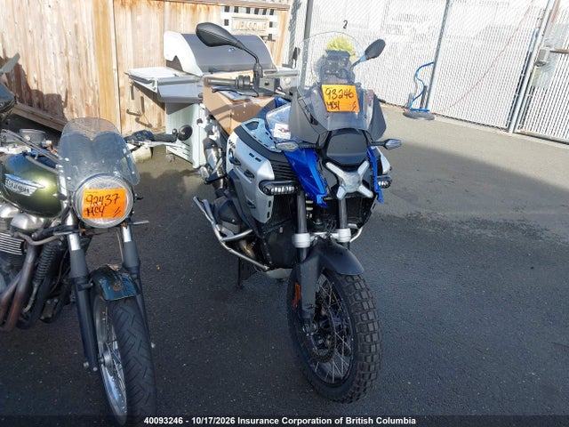 40093246 :رقم المزاد ، WB10M3301S6K59336 vin ، 2025 Bmw R 1300 Gs Adventure مزاد بيع