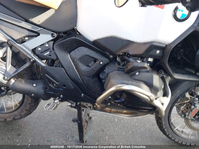 40093246 :رقم المزاد ، WB10M3301S6K59336 vin ، 2025 Bmw R 1300 Gs Adventure مزاد بيع