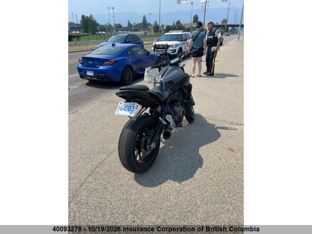 Yamaha FZ07 2015 JYARM06N5FA000735 Image 4