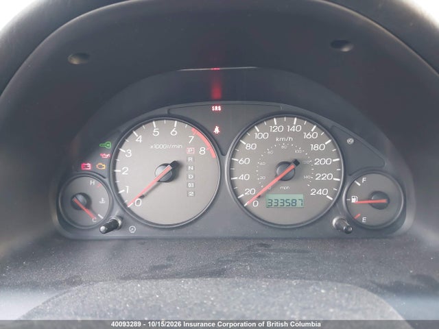 40093289 :رقم المزاد ، 2HHES36842H000769 vin ، 2002 Acura 1.7el Premium مزاد بيع