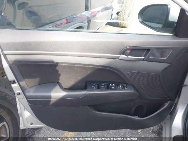 Продажа на аукционе авто 2019 Hyundai Elantra Sel/value/limited, vin: KMHD84LFXKU820725, номер лота: 40093292