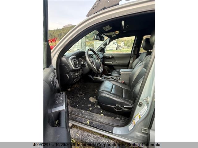 5TFCZ5AN5KX165823 Toyota Tacoma Trd Sport