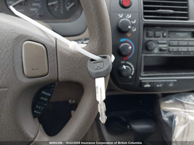 Продажа на аукционе авто 2000 Honda Civic, vin: 2HGEJ6689YH921399, номер лота: 40093306