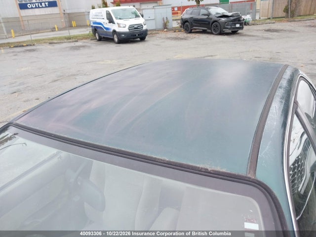 Продажа на аукционе авто 2000 Honda Civic, vin: 2HGEJ6689YH921399, номер лота: 40093306