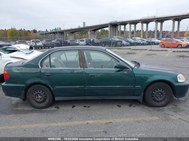 Продажа на аукционе авто 2000 Honda Civic, vin: 2HGEJ6689YH921399, номер лота: 40093306