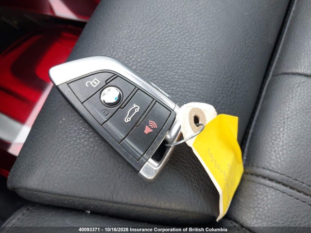 BMW X5 2016 5UXKR0C57G0P19941 Image 11