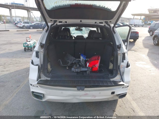 BMW X5 2016 5UXKR0C57G0P19941 Image 23