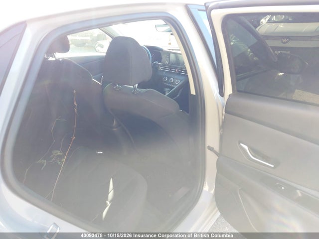 KMHLM4AG9MU099352 Hyundai ELANTRA SEL