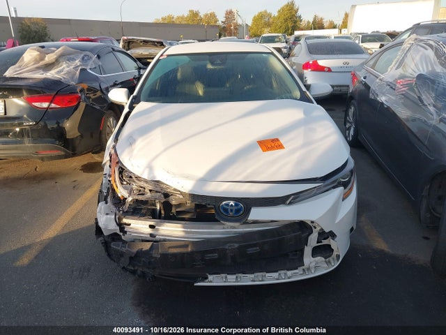 40093491 :رقم المزاد ، JTDBAMDE6NJ039227 vin ، 2022 Toyota Corolla Hybrid Base W/li Battery مزاد بيع