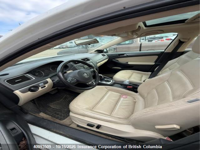 3VWLL7AJ1EM413194 Volkswagen Jetta