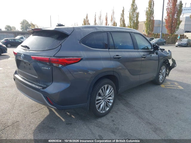 Продажа на аукционе авто 2023 Toyota Highlander Hybrid Limited/hybrid Platinum, vin: 5TDEBRCH8PS124675, номер лота: 40093534