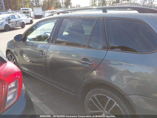 3VWPL7AJXEM621026 Volkswagen Jetta
