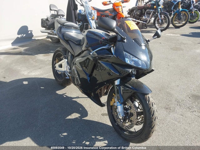 40093549 :رقم المزاد ، JH2PC372X3M001272 vin ، 2003 Honda Cbr600 Rr مزاد بيع
