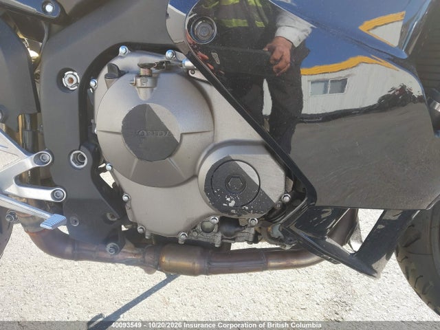 Продажа на аукционе авто 2003 Honda Cbr600 Rr, vin: JH2PC372X3M001272, номер лота: 40093549