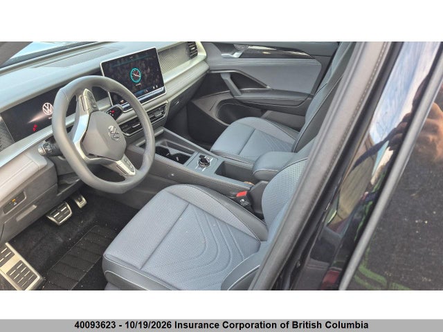 3VVGR7RMXTM055111 Volkswagen Tiguan Se R-line Black