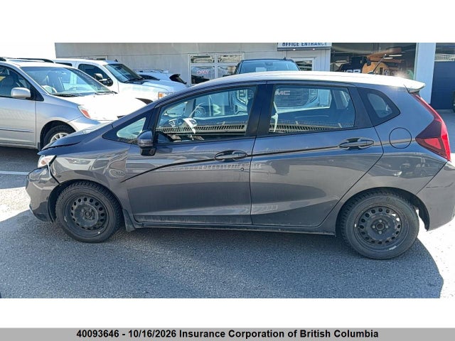 Продажа на аукционе авто 2016 Honda Fit, vin: 3HGGK5H55GM107320, номер лота: 40093646
