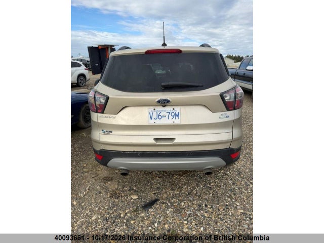 1FMCU9GD9HUA72085 Ford ESCAPE SE