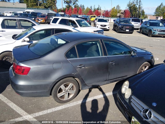 3VWD07AJ5EM232337 Volkswagen JETTA SE