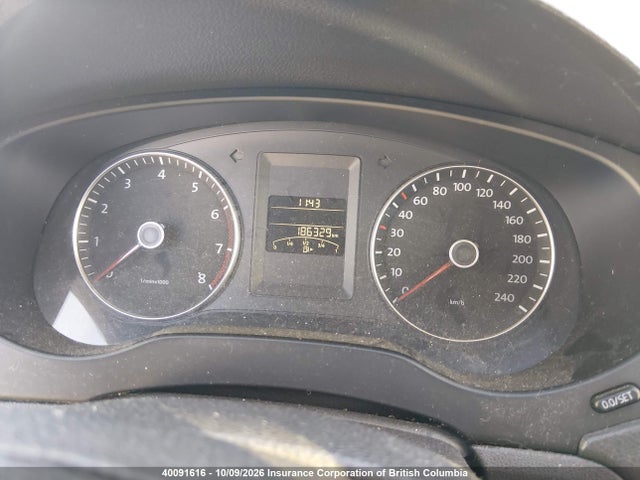 3VWD07AJ5EM232337 Volkswagen JETTA SE