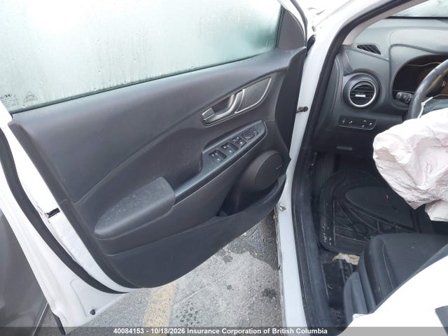 KM8K23AG4LU059190 Hyundai Kona Sel