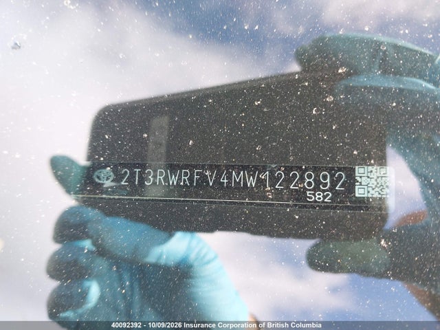 2T3RWRFV4MW122892 Toyota Rav4 Xle