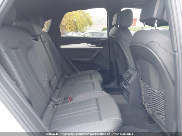 Audi Q5 2025 WA16AAFY6S2057542 Image 8